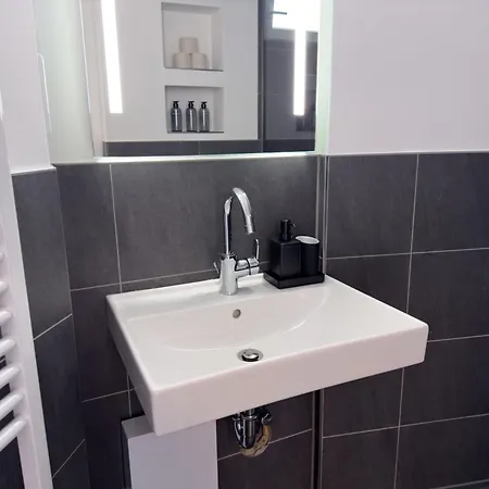 Apartment Modernisierte Ruheoase Mit Parkplatz Osnabrueck